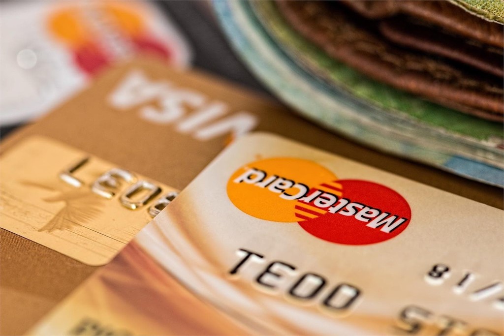 ¿Afectado por las tarjetas revolving?
