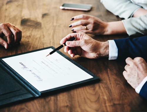 ¿Por qué decantarse por abogados especializados en derecho bancario?